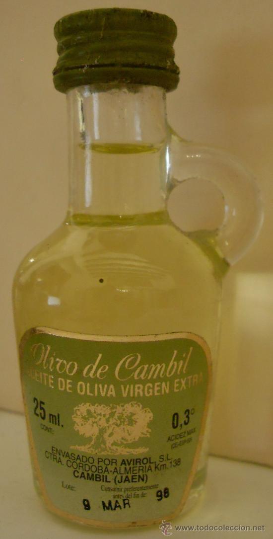 Sammlung von Weinen und Lik&ouml;ren: BOTELLIN DE ACEITE DE OLIVA, OLIVO DEL CAMBIL. ENVASADO POR AVIROL S.L. CAMBIL, JAEN.