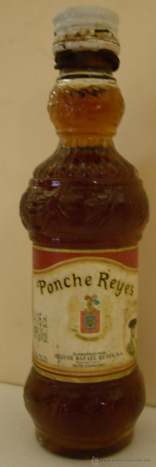 Sammlung von Weinen und Lik&ouml;ren: BOTELLIN DE PONCHE REYES. DESTILERIAS HIJO DE RAFAEL REYES S.A. RUTE, CORDOBA.
