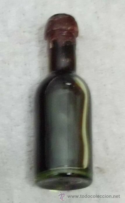 Coleccionismo de vinos y licores: BOTELLIN DE LICOR. FALTO DE ETIQUETA     RF-1601