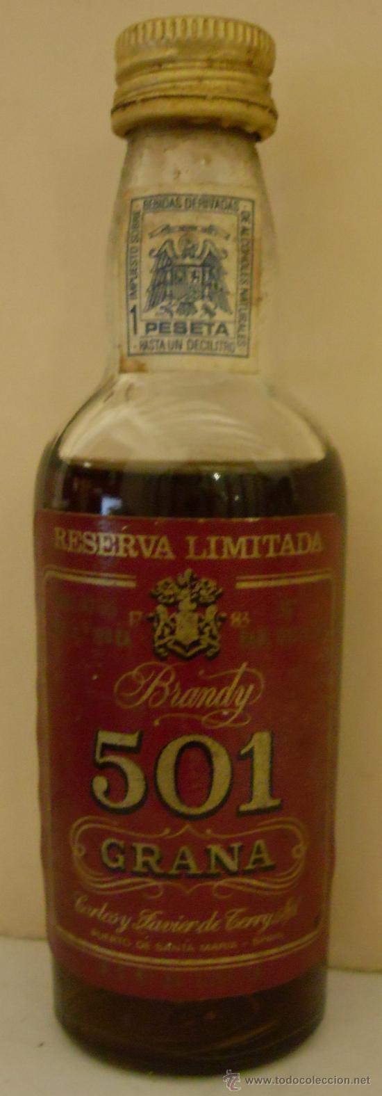 Sammlung von Weinen und Lik&ouml;ren: BOTELLIN DE BRANDY DE JEREZ 501 GRANA. BODEGA CARLOS Y JAVIER M&ordf; DE TERRY. PUERTO DE STA. M&ordf;. CADIZ.