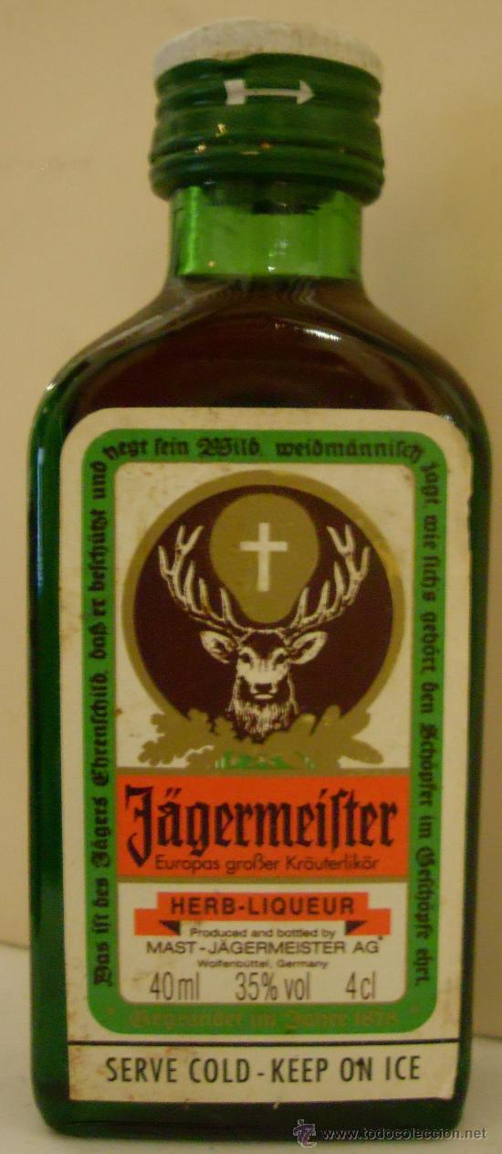 Sammlung von Weinen und Lik&ouml;ren: BOTELLIN DELICOR DE HIERBAS J&Auml;GERMEISTER. DESTILERIAS MAST-J&Auml;GERMEISTER. WOLFENB&Uuml;TTEL, ALEMANIA.