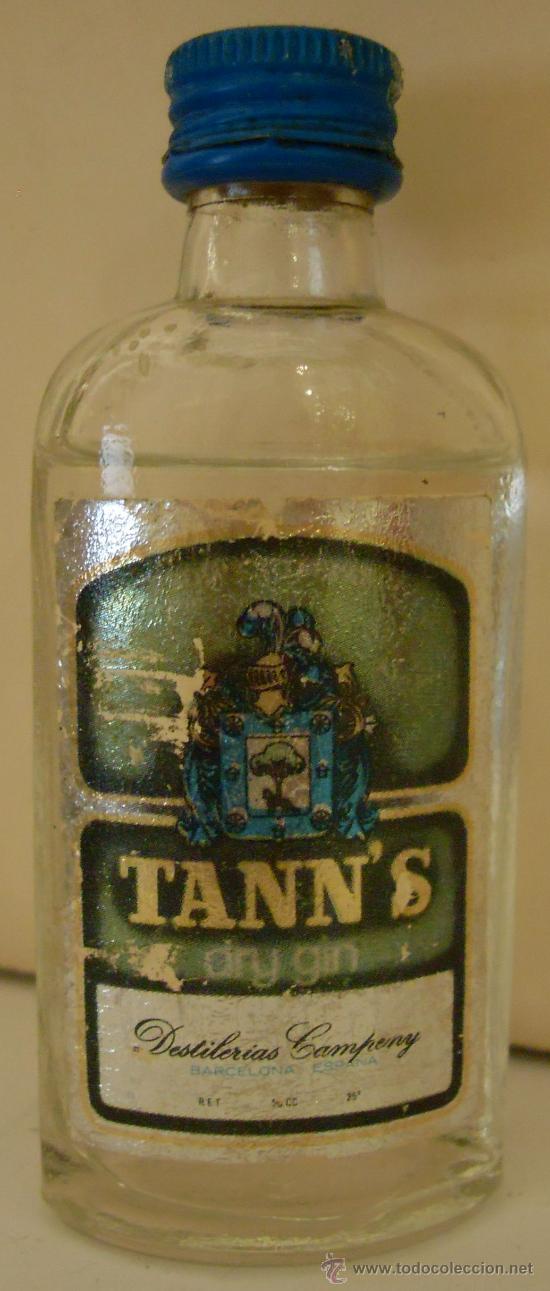 Sammlung von Weinen und Lik&ouml;ren: BOTELLIN DE GINEBRA SECA TANN&acute;S. DESTILERIAS CAMPENY. BARCELONA, ESPA&Ntilde;A.