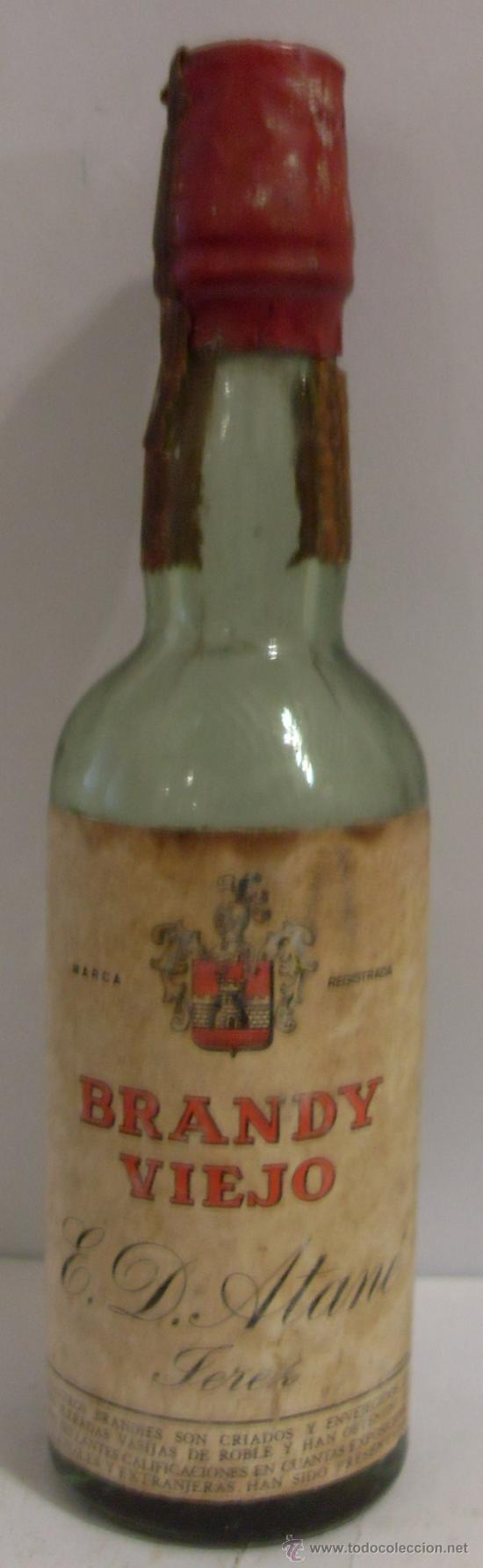 Collection of wines and liquors: BOTELLIN DE BRANDY DE JEREZ VIEJO. BODEGA E. D. ATANE. JEREZ DE LA FRONTERA, CADIZ