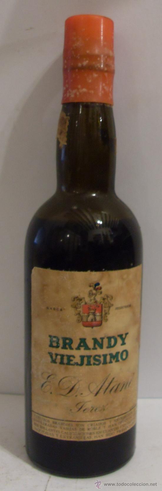 Sammlung von Weinen und Lik&ouml;ren: BOTELLIN DE BRANDY DE JEREZ VIEJISIMO. BODEGAS E. D. ATANE. JEREZ DE LA FRA, CADIZ.