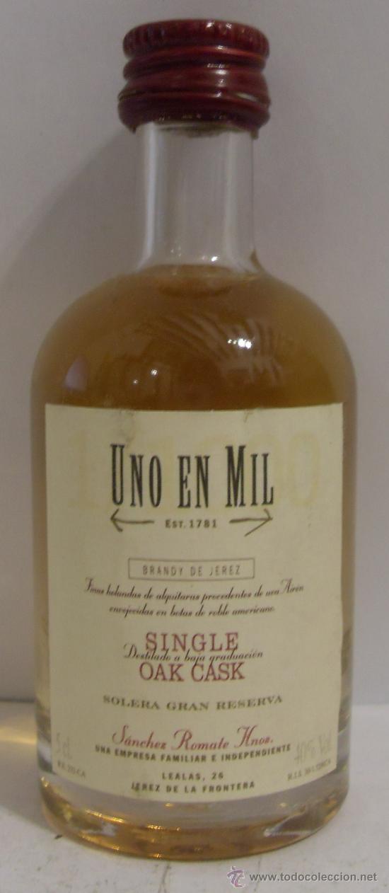 Sammlung von Weinen und Lik&ouml;ren: BOTELLIN DE BRANDY DE JEREZ UNO EN MIL. BODEGAS SANCHEZ ROMATE HNOS. JEREZ DE LA FRONTERA, CADIZ.