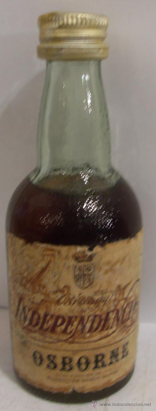 Collectionnisme de vins et liqueurs: BOTELLIN DE BRANDY DE JEREZ INDEPENDENCIA. BODEGAS OSBORNE. EL PUERTO DE SANTA M&ordf;, CADIZ.