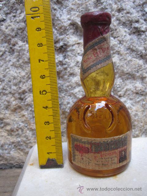Coleccionismo de vinos y licores: BOTELLIN LICOR MONASTICO - LLENA - SIN ABRIR - ELABORADO EN LISBOA