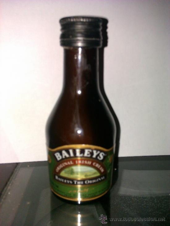 Sammlung von Weinen und Lik&ouml;ren: BOTELLIN BAILEYS. ORIGINAL IRISH CREAM. IRELAND.