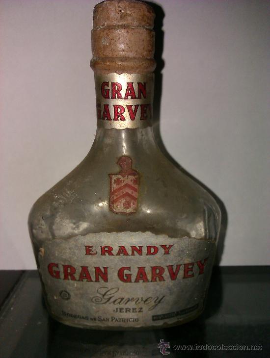 Sammlung von Weinen und Lik&ouml;ren: BOTELLIN BRANDY GRAN GARVEY .JEREZ. BODEGAS SAN PATRICIO.