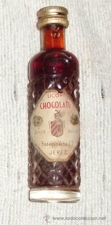Coleccionismo de vinos y licores: BOTELLIN LICOR DE CHOCOLATE BODEGAS VI&Ntilde;A. JEREZ    RF-2205