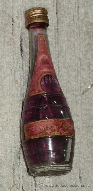 Coleccionismo de vinos y licores: BOTELLIN DE LICOR. ETIQUETA ILEGIBLE     RF-2291