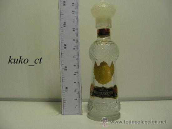 Collection of wines and liquors: Botellita licor vodka korsakoff