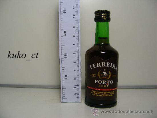 Sammlung von Weinen und Lik&ouml;ren: BOTELLITA BOTELLIN FERREIRA RUBY BODEGAS FERREIRA PORTUGAL