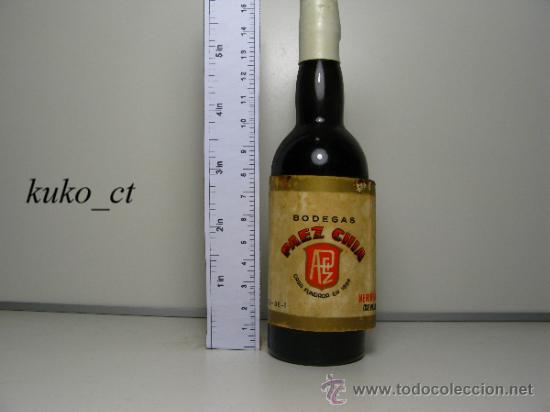 Sammlung von Weinen und Lik&ouml;ren: BOTELLITA BOTELLIN PAEZ CHIA HERRERA