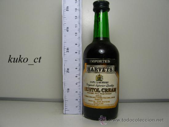 Sammlung von Weinen und Lik&ouml;ren: BOTELLITA BOTELLIN HARVEYS SUPERIOR BRISTOL CREAM SHERRY DESTILERIAS JOHN HARVEY
