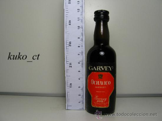 Collection of wines and liquors: BOTELLITA BOTELLIN OLOROSO SECO OCHAVICO BODEGAS GARVEY JEREZ