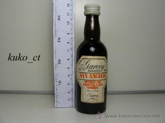 Collection of wines and liquors: BOTELLITA BOTELLIN AMONTILLADO MEDIUM DRY SHERRY SAN ANGELO BODEGAS GARVEY JEREZ