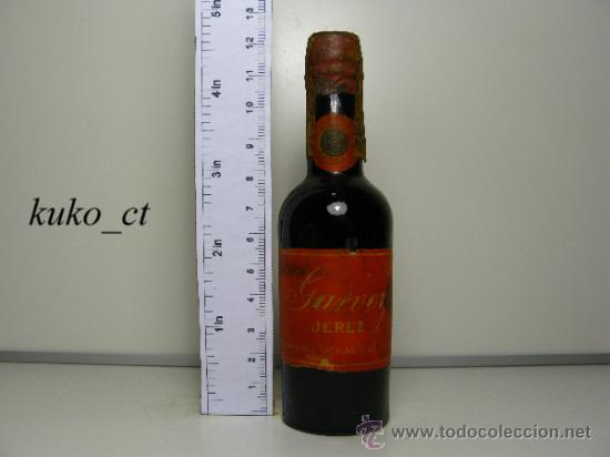 Collection of wines and liquors: BOTELLITA BOTELLIN OLOROSO 1850 OCHAVICO BODEGAS GARVEY JEREZ