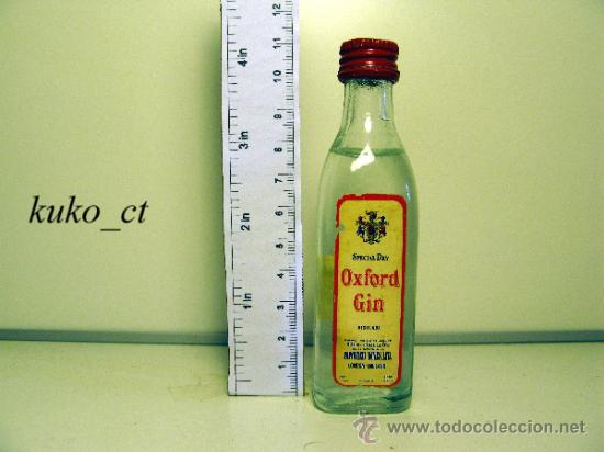 Collection of wines and liquors: BOTELLITA BOTELLIN SPECIAL DRY OXFORD GIN BODEGAS PALOMINO & VERGARA
