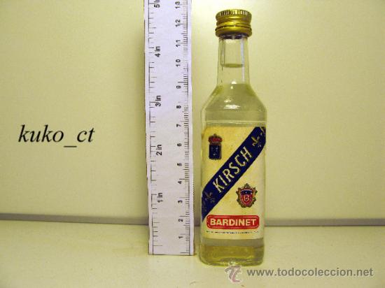 Collection of wines and liquors: BOTELLITA BOTELLIN VODKA KIRSCH DESTILERIAS BARDINET