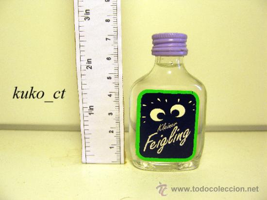 Collection of wines and liquors: BOTELLITA BOTELLIN VODKA KLEINER FEIGLING DESTILERIAS BEHN