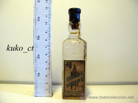 Sammlung von Weinen und Lik&ouml;ren: BOTELLITA BOTELLIN ANIS DULCE IDEAL BODEGAS GABRIEL LOPES CEPERO CAZALLA