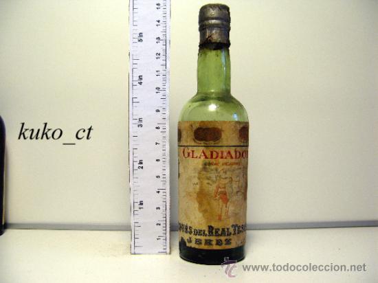Collection of wines and liquors: BOTELLITA BOTELLIN CO&Ntilde;AC VIEJISIMO TESORO BODEGAS MARQUES DEL REAL TESORO