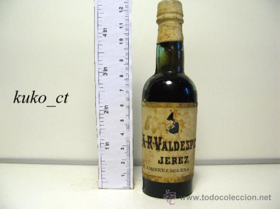 Collection of wines and liquors: BOTELLITA BOTELLIN PEDRO XIMENEZ VALDESPINO DESTILERIAS A.R.VALDESPINO JEREZ