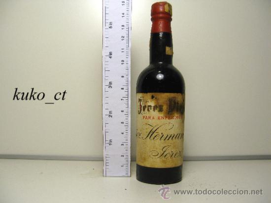 Collection of wines and liquors: BOTELLITA BOTELLIN JEREZ VIEJO ESPECIAL ENFERMOS BODEGAS DIEZ HERMANOS JEREZ