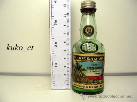 Collection of wines and liquors: BOTELLITA BOTELLIN CREME DE CACAO-CHOUAO A LA VAINILLE MARIE BRIZARD & ROGER BORDEAUX