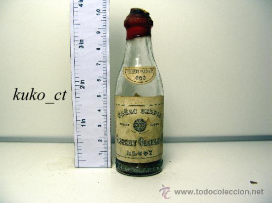 Sammlung von Weinen und Lik&ouml;ren: BOTELLITA BOTELLIN CO&Ntilde;AC SERPIS BODEGAS GISBERT OLCINA Y CIA ALCOY