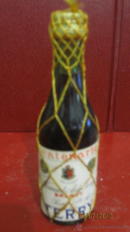 Coleccionismo de vinos y licores: BOTELLIN DE BRANDY TERRY, CENTENARIO. FERNANDO A. DE TERRY. PUERTO DE SANTA MARIA, C&Aacute;DIZ
