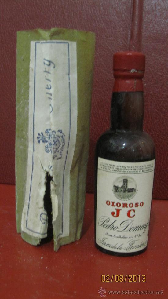 Coleccionismo de vinos y licores: BOTELLIN DE VINO OLOROSO J. C. PEDRO DOMECQ. JEREZ DE LA FRONTERA.