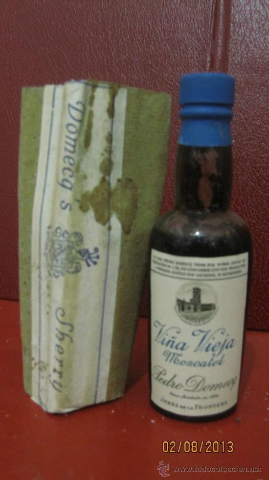 Coleccionismo de vinos y licores: BOTELLIN DE MOSCATEL VI&Ntilde;A VIEJA. PEDRO DOMECQ. JEREZ DE LA FRONTERA.
