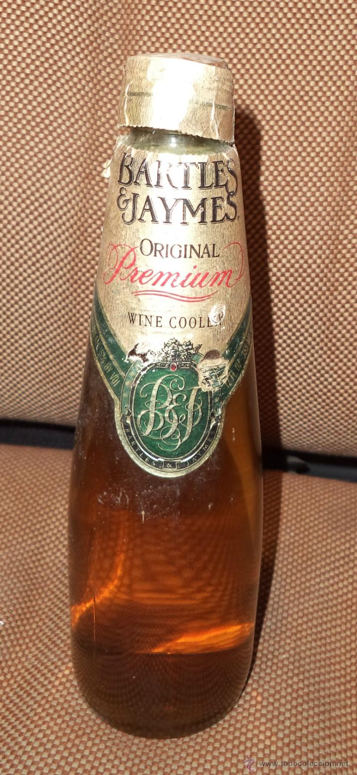 Collection of wines and liquors: BOTELLA DE CERVEZA BARTLES & JAYMES. 355 ML. LLENA. VER FOTOS