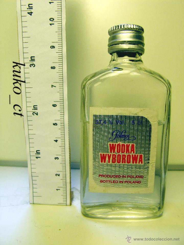 Sammlung von Weinen und Lik&ouml;ren: BOTELLITA BOTELLIN VODKA WODKA WYBOROWA POLAND POLMOS