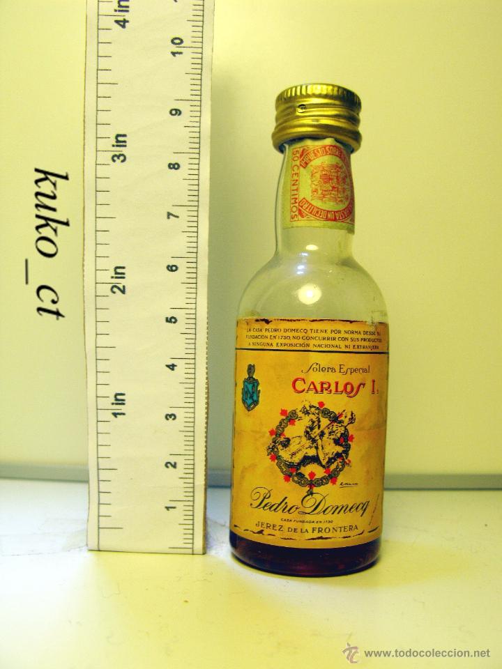 Sammlung von Weinen und Lik&ouml;ren: BOTELLITA BOTELLIN PEDRO DOMECQ SOLERA ESPECIAL CARLOS I JEREZ DE LA FRONTERA