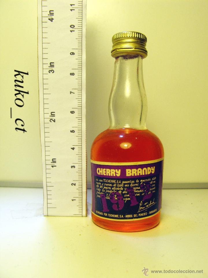 Coleccionismo de vinos y licores: BOTELLITA BOTELLIN CHERRY BRANDY 1912 DESTILERIAS TEICHENNE