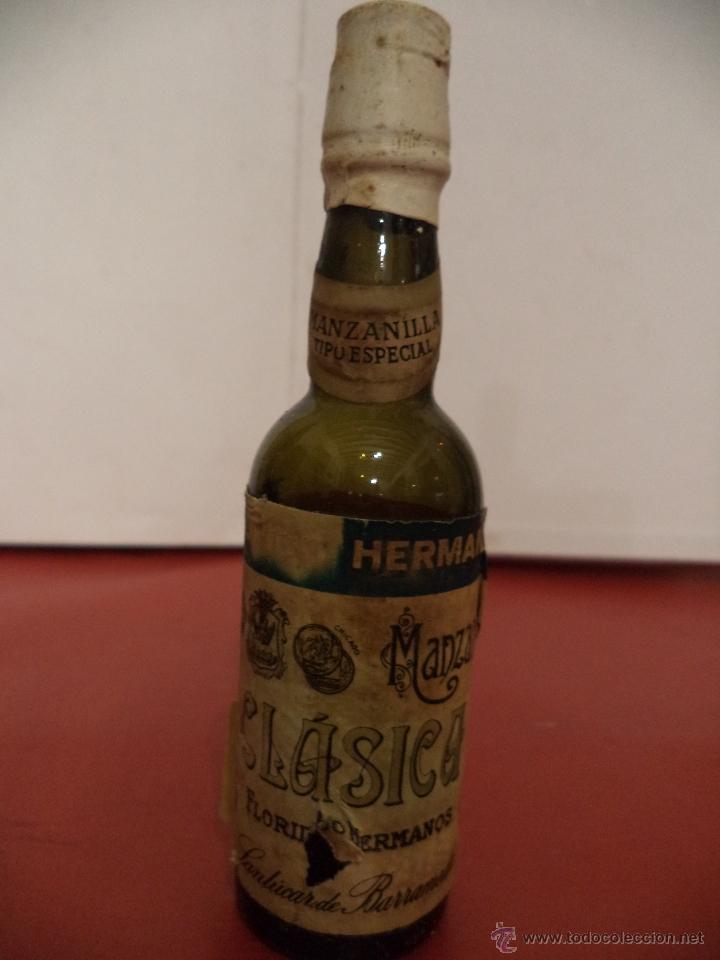 Collection of wines and liquors: BOTELLIN DE MANZANILLA CL&Aacute;SICA. FLORIDO HERMANOS. SANLUCAR DE BARRAMEDA. (SPAIN).