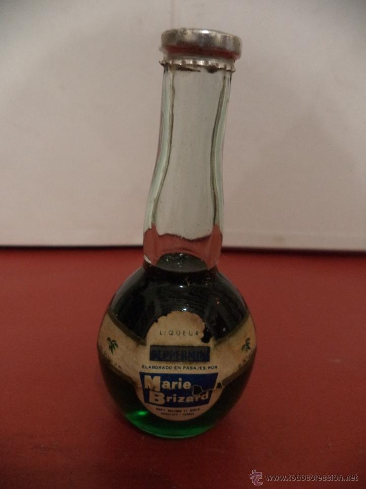 Coleccionismo de vinos y licores: BOTELLIN LIQUEUR PEPPERMINT. MARIE BRIZARD Y ROGER. BORDEAUX - FRANCIA.