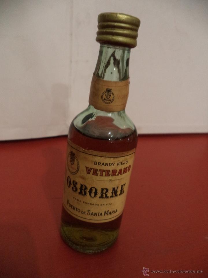 Coleccionismo de vinos y licores: BOTELLIN DE BRANDY VIEJO VETERANO. OSBORNE. PUERTO SANTA MAR&Iacute;A.
