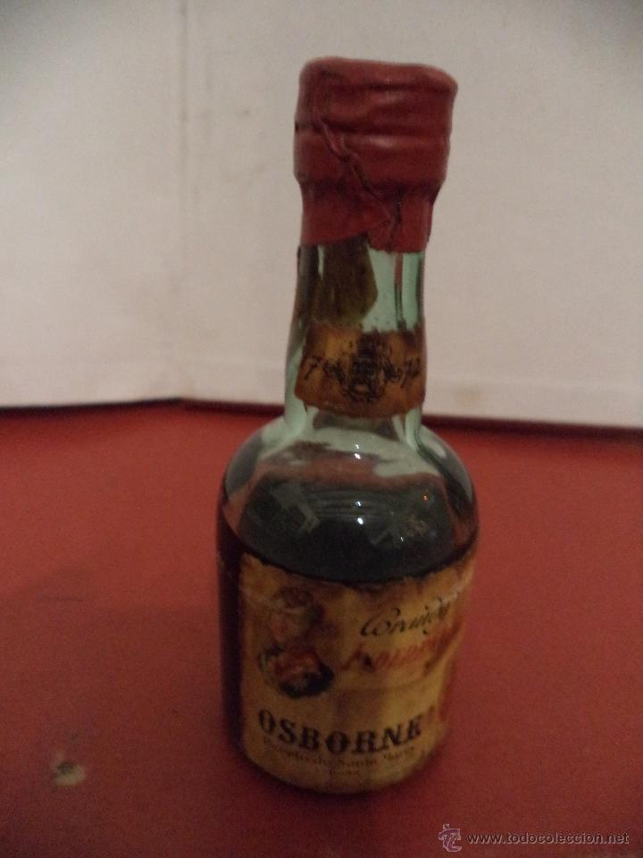 Colecionismo de vinhos e licores: BOTELLIN DE BRANDY INDEPENDENCIA. BODEGAS OSBORNE. PUERTO DE SANTA MARIA, C&Aacute;DIZ.