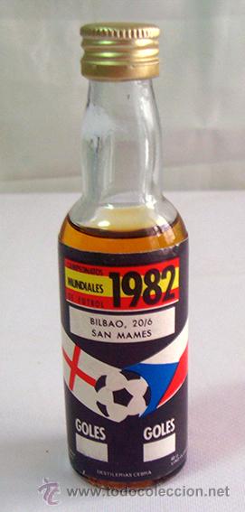 Coleccionismo de vinos y licores: BOTELLIN - MUNDIAL 1982 . SAN MAM&Eacute;S . BILBAO
