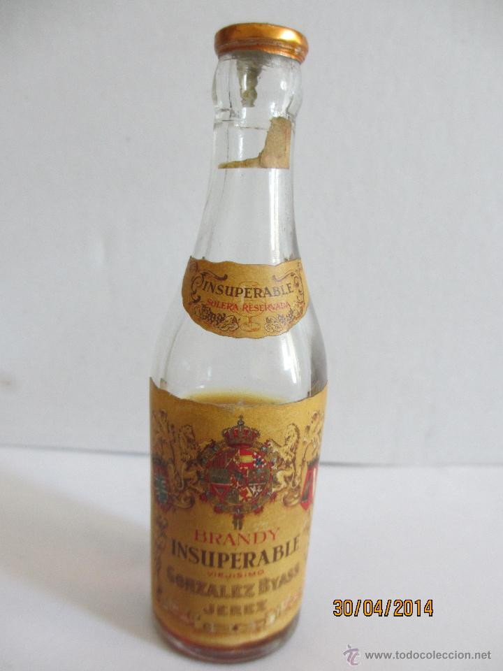 Coleccionismo de vinos y licores: BOTELLIN DE BRANDY INSUPERABLE, VIEJISIMO. GONZALEZ BYASS. JEREZ (ESPA&Ntilde;A)