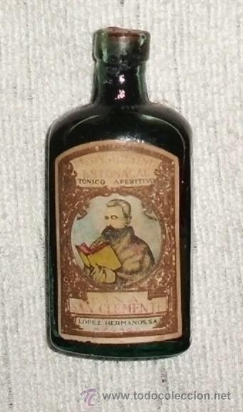 Coleccionismo de vinos y licores: BOTELLIN QUINA SAN CLEMENTE. TONICO APERITIVO. MALAGA    RF-3136
