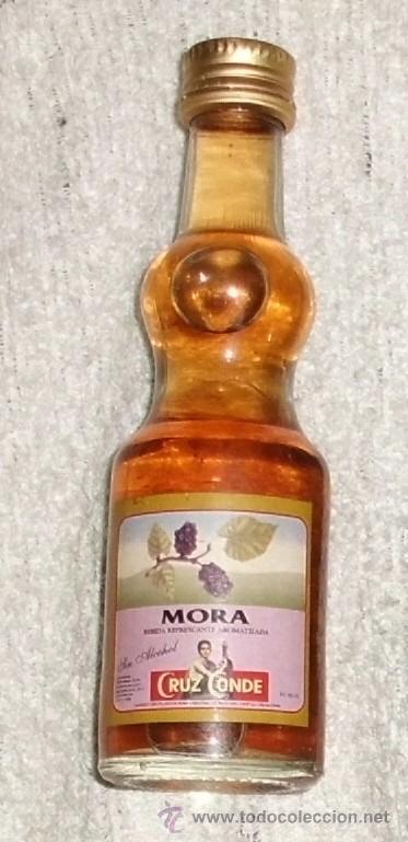 Coleccionismo de vinos y licores: BOTELLIN LICOR DE MORA SIN ALCOHOL. CRUZ CONDE   RF-3340
