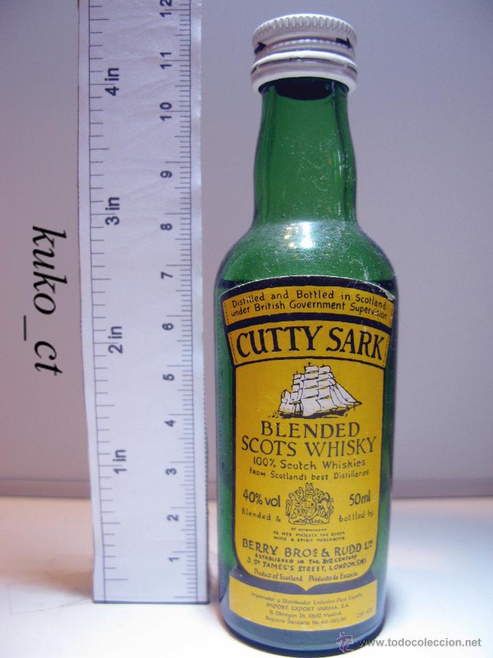 Coleccionismo de vinos y licores: BOTELLITA BOTELLIN BLENDED SCOTCH WHISKY CUTTY SARK SCOTLAND Y MADRID