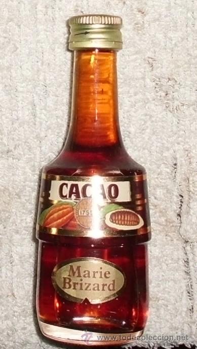 Coleccionismo de vinos y licores: BOTELLIN LICOR DE CACAO MARIE BRIZARD    RF-3502