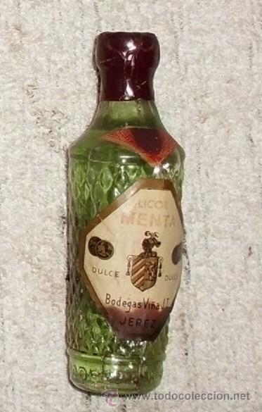 Coleccionismo de vinos y licores: BOTELLIN LICOR DE MENTA. BODEGAS VI&Ntilde;A J. T. JEREZ DE LA FRONTERA    RF-3607