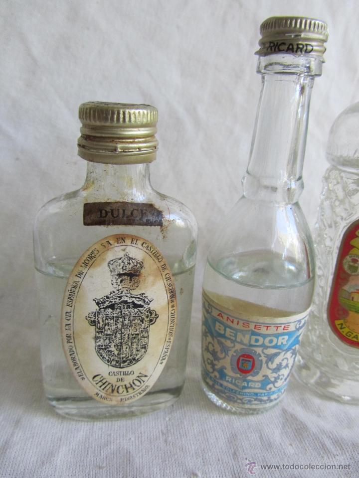 6 antiguas mini botellas botellita de licores v - Compra venta en  todocoleccion
